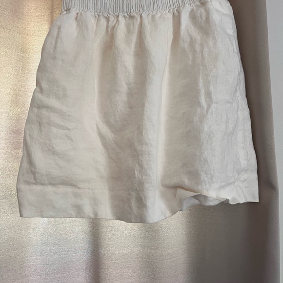 J. Crew 100% linen white mini skirt size 4 - Picture 2 of 6